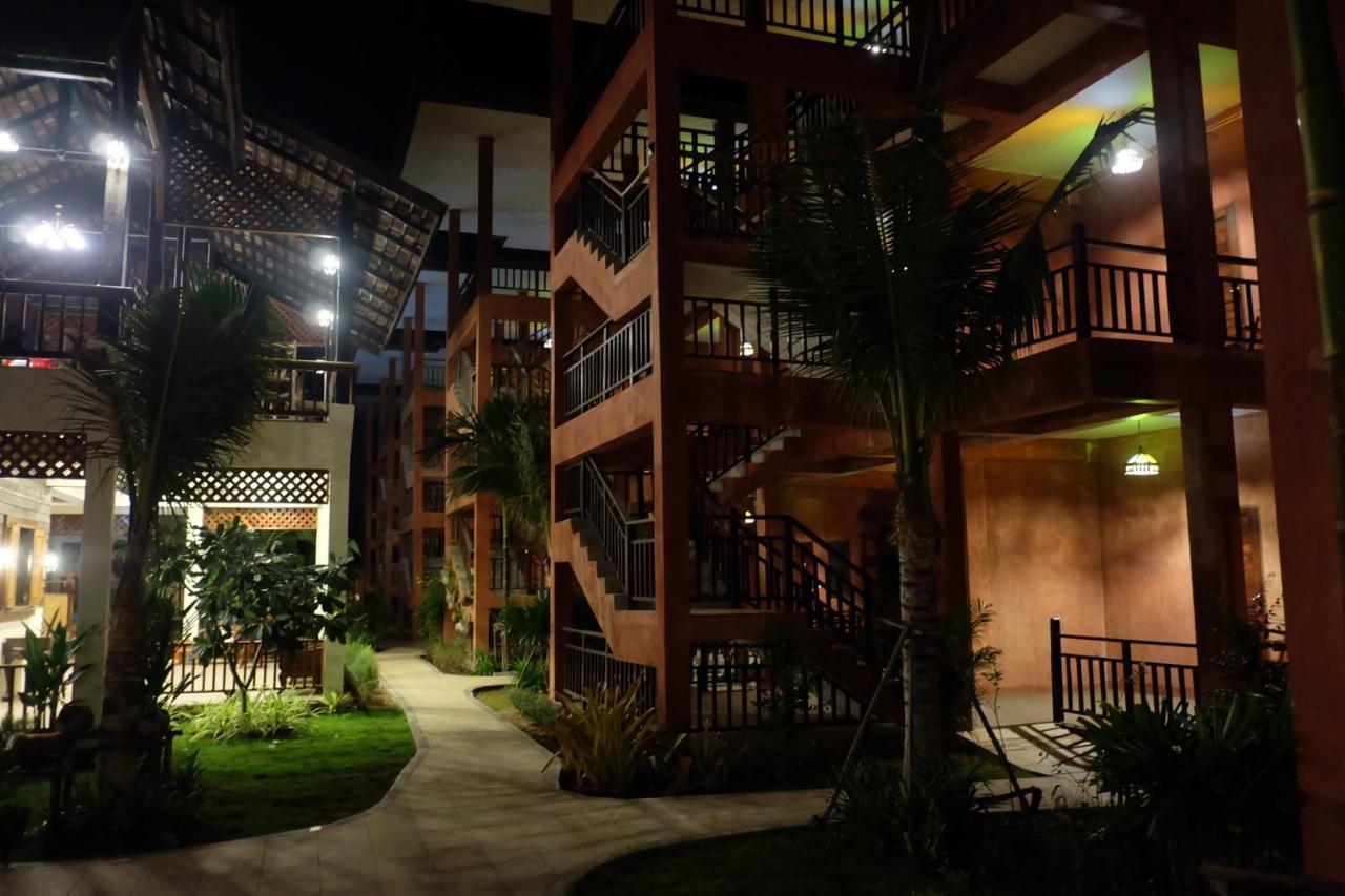 Rainforest Huahin Village Hotel Exterior foto